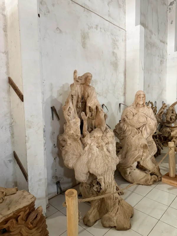 Hand-Carved Solid Teak Jesus Sculpture Type 1